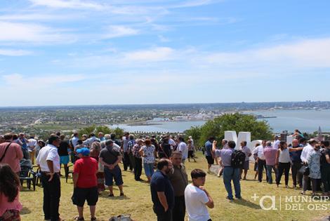 Se realizó la inauguración de la palabra “Montevideo” en la Fortaleza del Cerro.