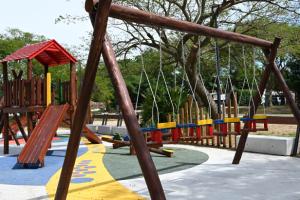 Se inauguró la nueva obra en la plaza Joan Miró