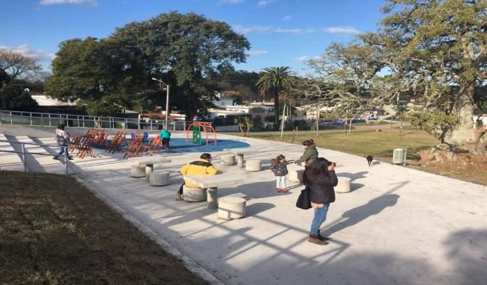 Se inauguró un nuevo espacio para el disfrute público en el pueblo Santiago Vázquez.-