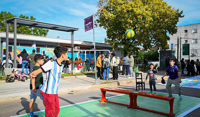 El pasado sábado 24 de mayo se llevó a cabo la inauguración de un nuevo espacio público en Vitoria y Llupes